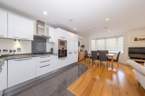 2 bedroom flat for sale, 51 Selvage Lane, London