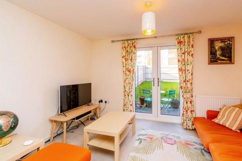 6 Donington Grove, Wolverhampton, WV10 6EE