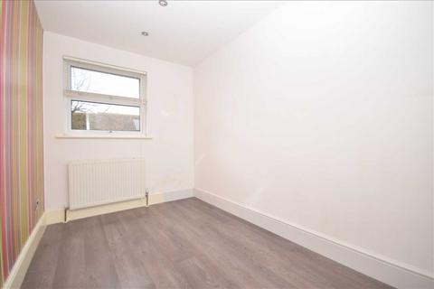 28 Blacklock, Chelmsford, CM2 6QL