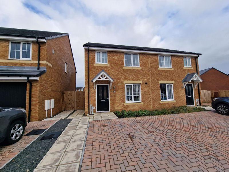 Blackwood Road, Long Grange, South View, Blyth 3 bed semidetached
