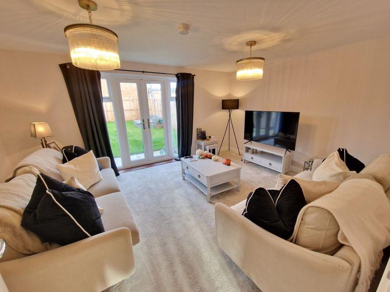 Blackwood Road, Long Grange, South View, Blyth 3 bed semidetached