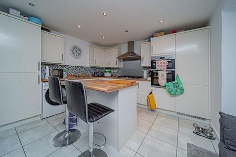 22 Cranesbill Road, Melksham, SN12 7GG