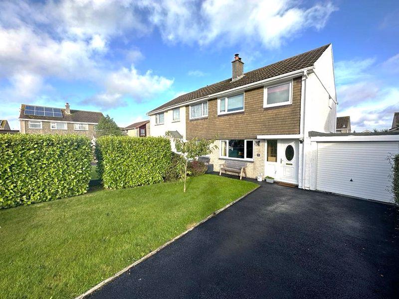 Threemilestone, Truro 3 bed semidetached house £321,000