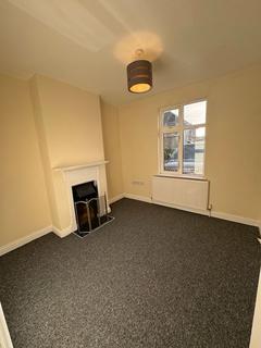 3 bedroom semi-detached house to rent, Three bedroom semi detached House in Melksham