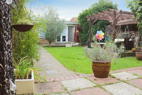 3 bedroom semi-detached house for sale - Semi Detached with a Separate Two Bedroom Self Contained Annexe