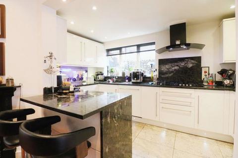 500 London Road, Slough, SL3 8QX