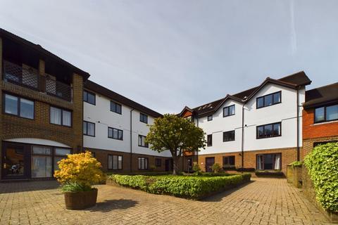 3 bedroom apartment for sale, The Avenue, Tadworth