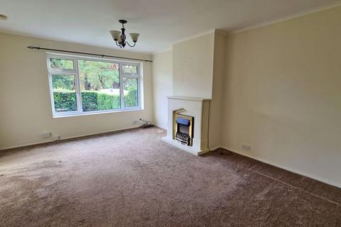 11 Heather Close, Whitehill, Bordon, GU35 9DU