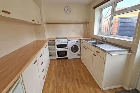 11 Heather Close, Whitehill, Bordon, GU35 9DU