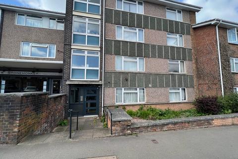 3 bedroom flat to rent, Binswood Street, Leamington Spa, CV32