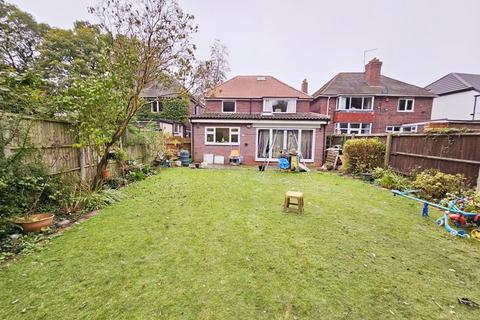 4 bedroom semi-detached house for sale, Chester Road, Erdington, Birmingham, B24 0HQ