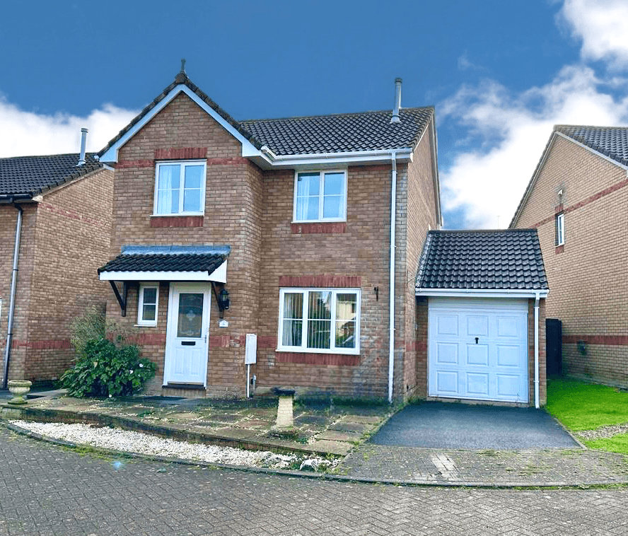 Kilnwood Park, Roundswell, EX31 3UR 3 bed detached house for sale £