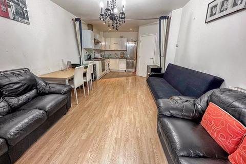 Flat 2, 42 Violet Road, London, E3 3QG