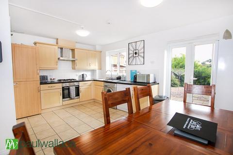 1 Michigan Close, Broxbourne, EN10 6FY