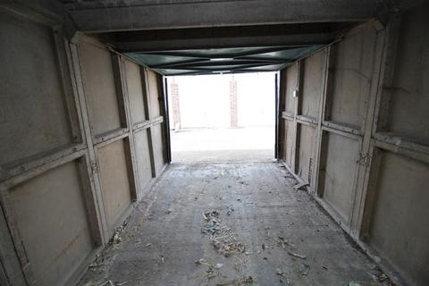 Garage to rent, Du Cane Court Balham High Road Balham SW17 7JJ
