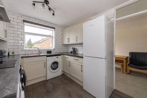 3 bedroom semi-detached house for sale - Views Wood Path, Uckfield