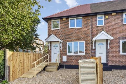 3 bedroom end of terrace house for sale, Muschamp Road, Carshalton