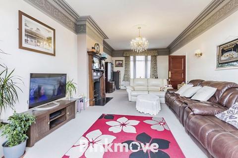 4 bedroom semi-detached house for sale, Clevedon Road, Newport