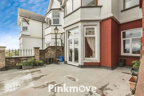 4 bedroom semi-detached house for sale, Clevedon Road, Newport