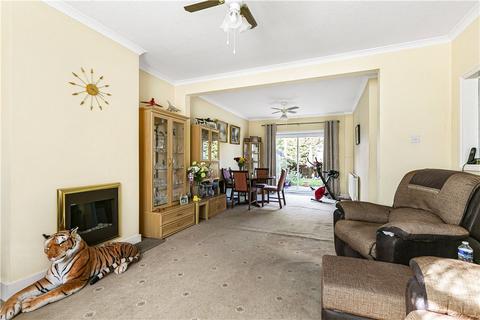 12 Sandycombe Road, Feltham, TW14 9BJ