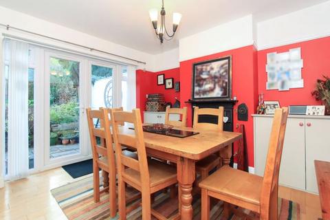 1 Roughdown Avenue, Hemel Hempstead, HP3 9BH