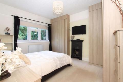 1 Roughdown Avenue, Hemel Hempstead, HP3 9BH