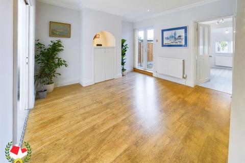 58 Calton Road, Gloucester, GL1 5DY