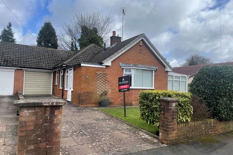 2 bedroom detached bungalow for sale, Lynwood Avenue, Aughton