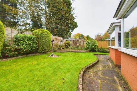 2 bedroom detached bungalow for sale, Lynwood Avenue, Aughton