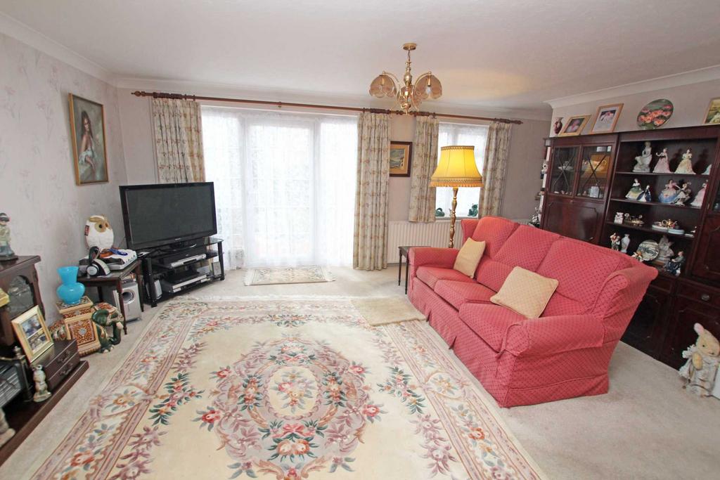 Rowsley Road, Eastbourne, BN20 7XS 4 bed detached house for sale £675,000
