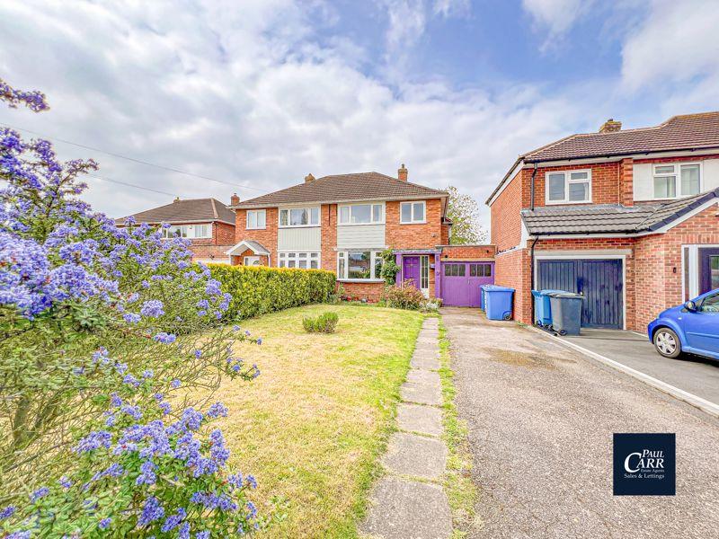 Redlock Field, Lichfield WS14 3 bed semidetached house £365,000