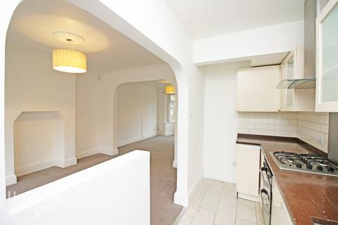 18 Maurice Grove, Blackpool, FY2 0QH