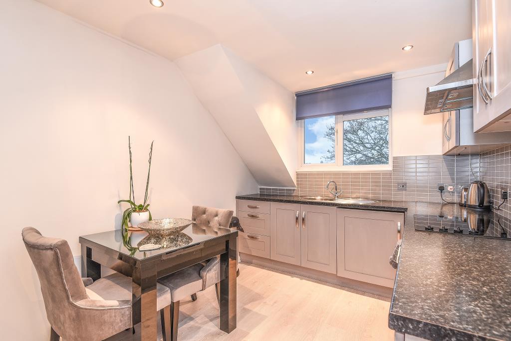 Kitchen/Dining Area