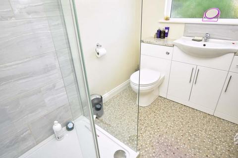 28 Anvil Crescent, Broadstone, BH18 9DY