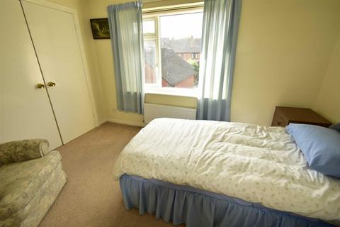 17 Sheppards Field, Wimborne, BH21 1PX