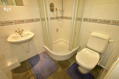 17 Sheppards Field, Wimborne, BH21 1PX