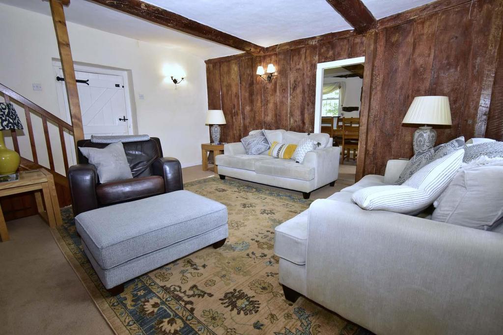 A sitting room 2.jpg
