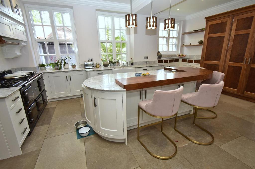 A kitchen 1.jpg