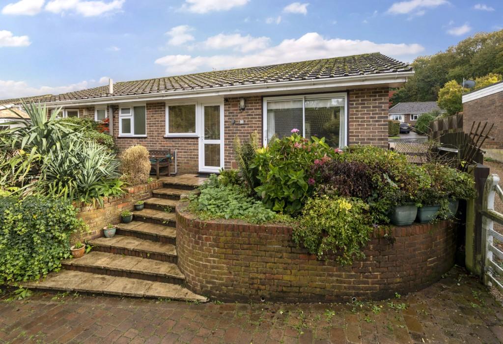 The Gardens, Fittleworth, West Sussex 2 Bed Detached Bungalow For Sale ...