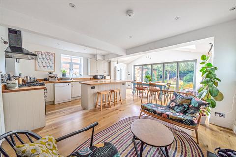 27 Eldon Road, Cheltenham, GL52 6TX