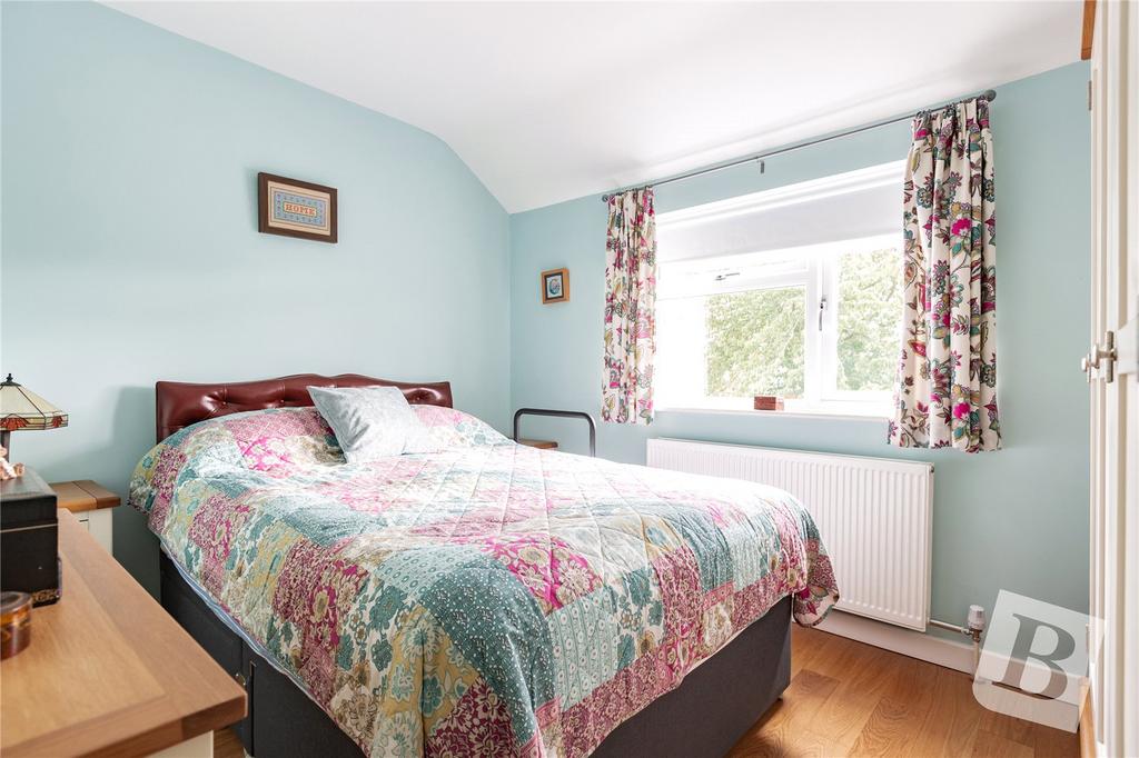 Elm Park Avenue, Hornchurch, RM12 2 bed end of terrace house for sale