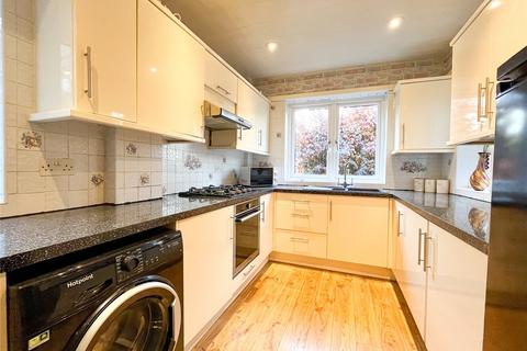 76 Lees Road, Ashton-under-lyne, OL6 8BQ