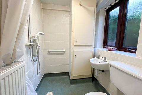 76 Lees Road, Ashton-under-lyne, OL6 8BQ