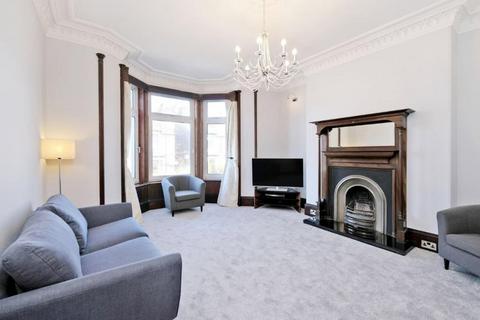 3 bedroom flat to rent, Abergeldie Terrace, Holburn, Aberdeen, AB10