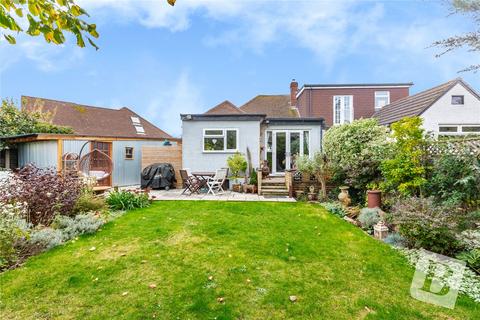 6 Maple Close, Hornchurch, RM12 4QL