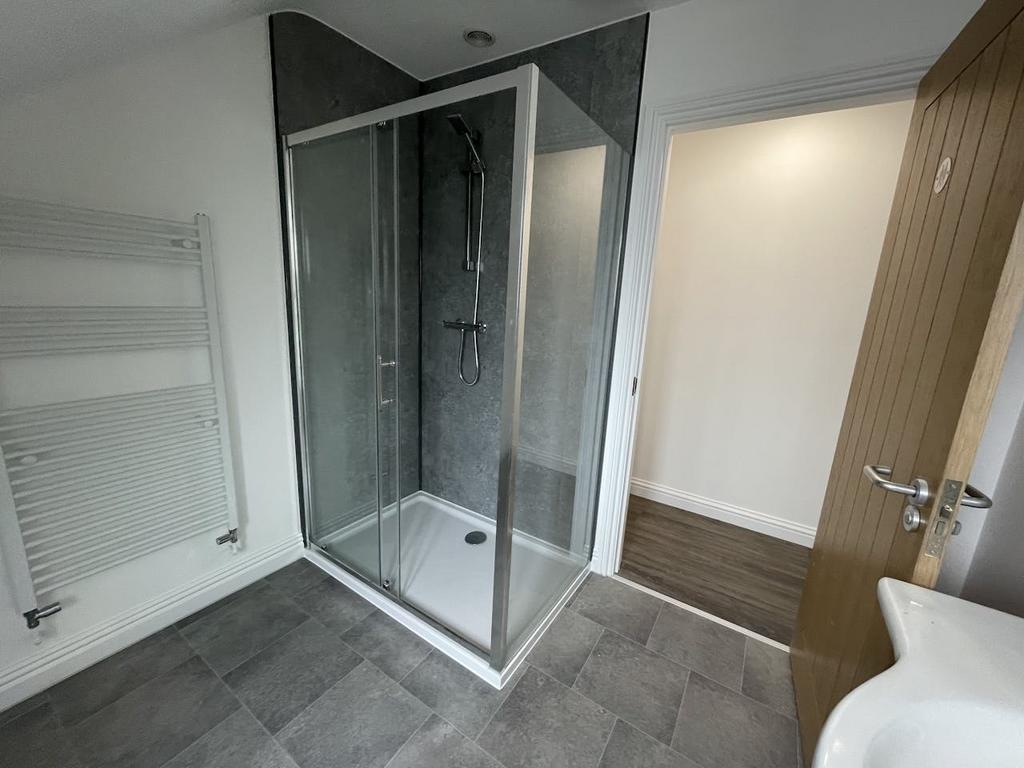 Communal Showerroom