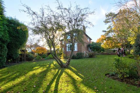 3 bedroom detached house for sale, North Close, Kirk Merrington, Spennymoor, DL16