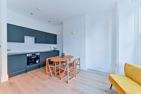 2 bedroom flat for sale, Waldegrave Road, Crystal Palace, London, SE19