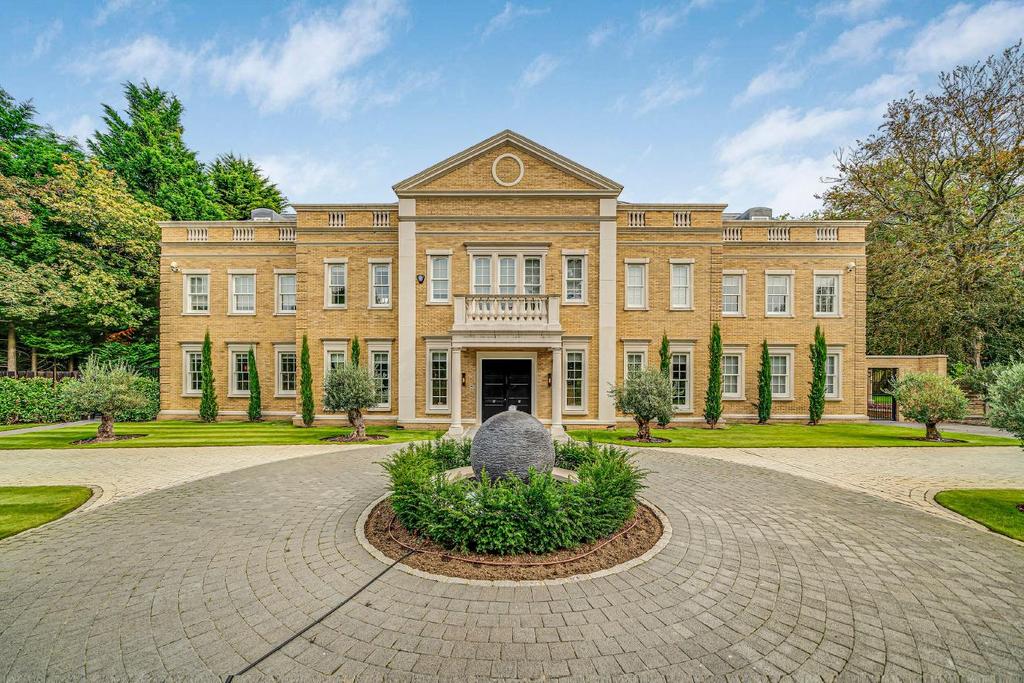 Holwood Park Avenue, Keston Park 8 bed detached house for sale £