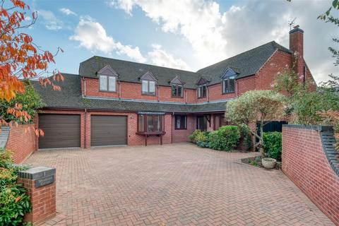 Woodland Corner Chestnut Close, Fernhill Heath, Worcester, WR3 7SZ
